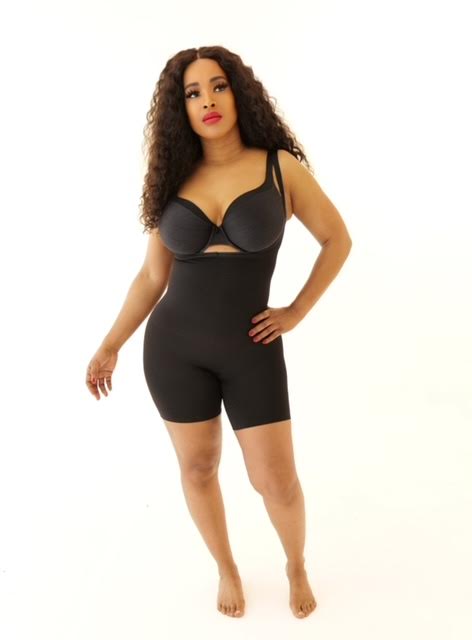 The Brie' (Black Seamless Short Thigh Shaper With Adjustable Straps) Runs Small- Size Up