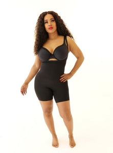 The Brie' (Black Seamless Short Thigh Shaper With Adjustable Straps)