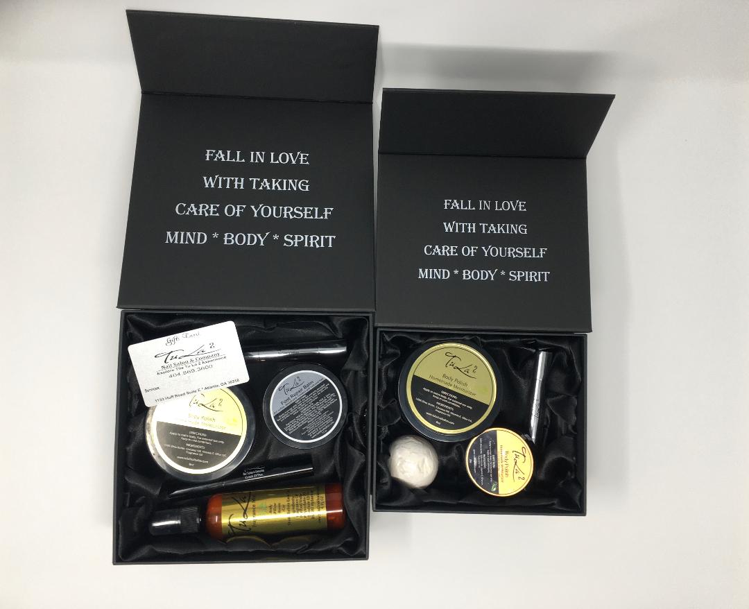 Small Black Tu La 2 Logo Gift Box